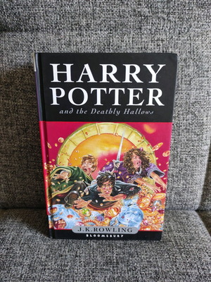 Harry Potter and the Deathly Hallows first edition 2007, hardcover like new