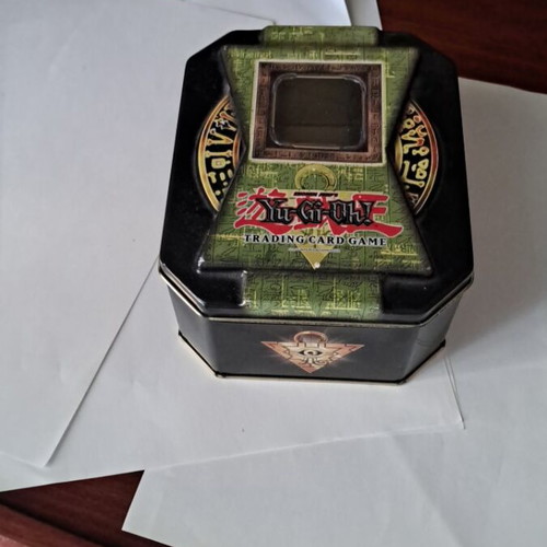 Yu-Gi-Oh! Trading Card Game like new, Shonen Jumps