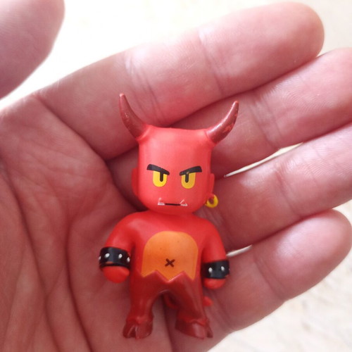 Stumble Guys Red Demon figure used, collectible miniature
