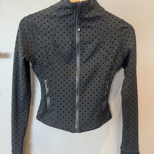 Lululemon jacket size S, black