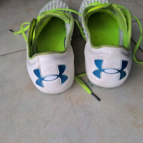 Mag Elite 3.0 FG football shoes Under Armour like new, size 43, white and green