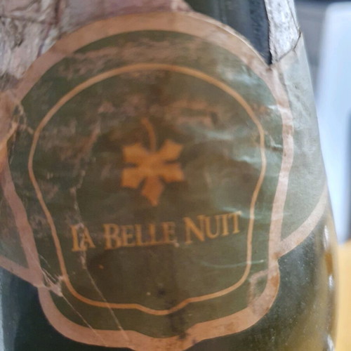 Champagne very old new