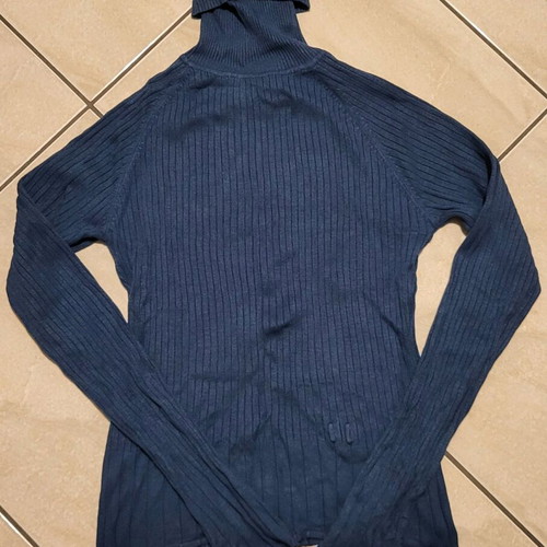 Zara blue turtleneck like new