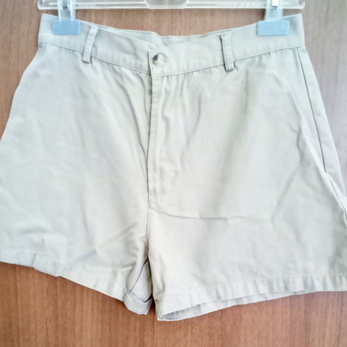 Women's cargo shorts like new, size M, beige with gift belt