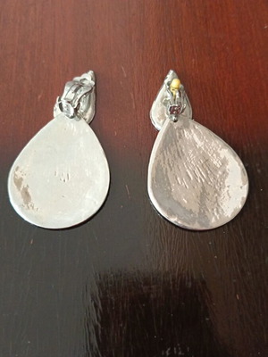 Clip-on earrings new
