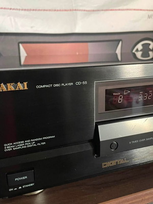 Akai CD-55 CD player like new