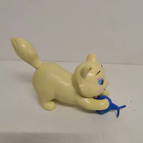 Cat figure like new