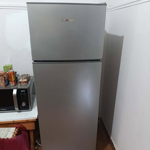 Daewoo two-door refrigerator 213 liters inox