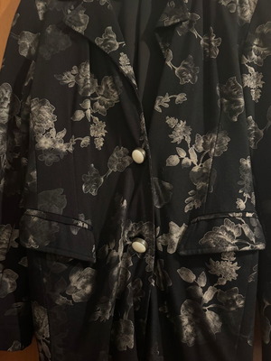 Jerkins Blazer oversized black with vintage buttons, like new