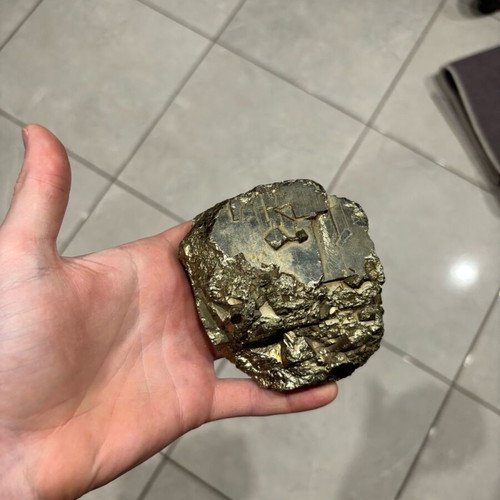 Golden pyrite 1.5kg new
