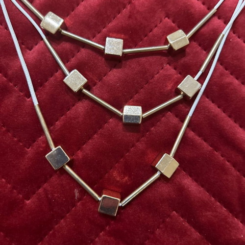Triple white necklace special like new by Axel
