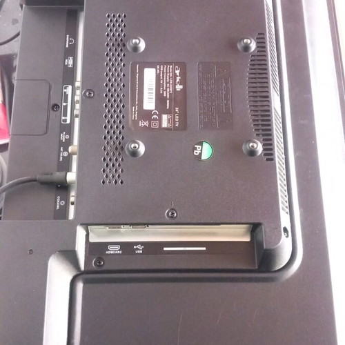 Arielli 24 Inch TV like new