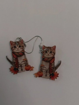 Cat earrings new