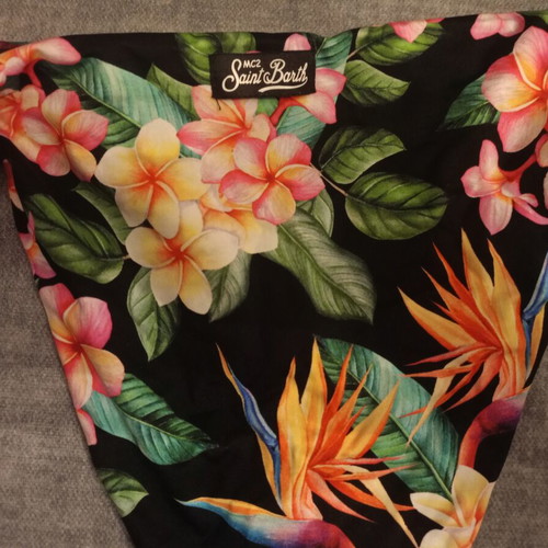 MC2 Printed Bikini like new, colorful, size S