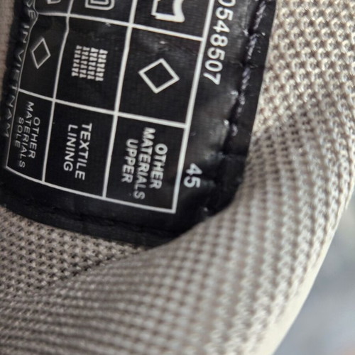 Hugo Boss sneakers new, size 45, black and beige