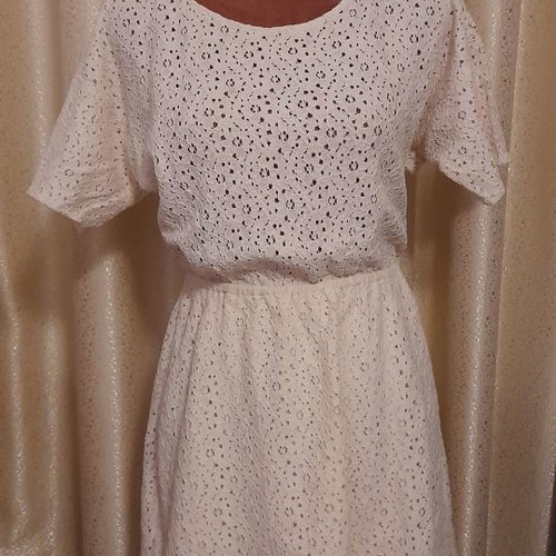 Beige lace dress Pull&Bear like new, size L