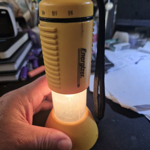 Energizer SportGear flashlight and lantern used, yellow