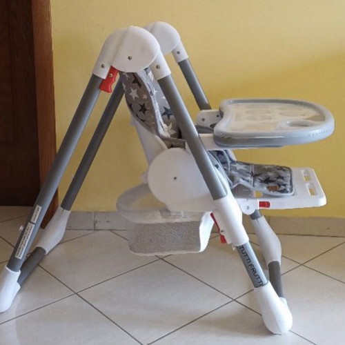 Lorelli high chair like new with adjustable height and tray