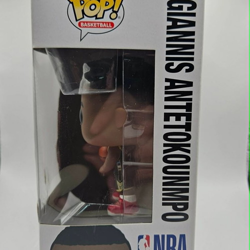 Funko Pop Basketball Giannis Antetokounmpo No.45 used