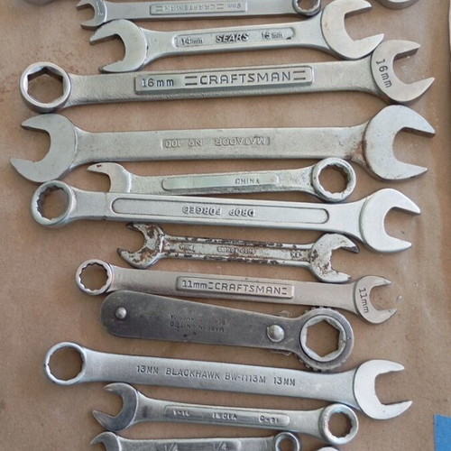 Wrenches like new for all uses