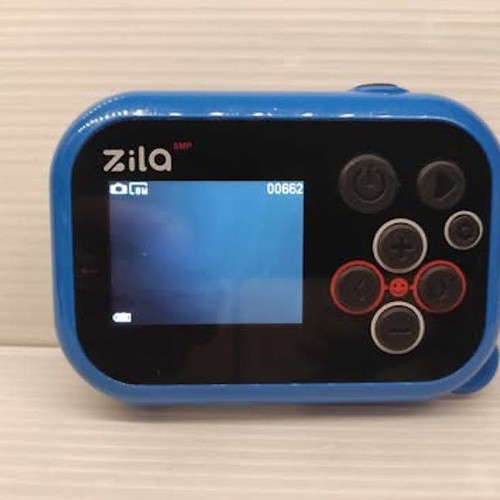 Zila Kids Camera like new Blue