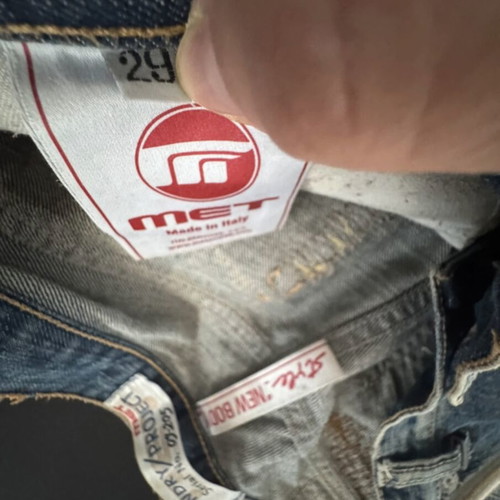MET Italy jeans like new, size M, blue