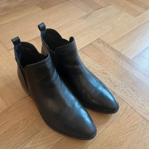 Exe leather ankle boots like new, size 38, black