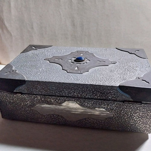 Ornate box like new with alpaca lining and bronze decoration