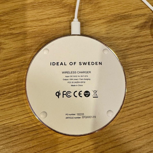 Ideal of Sweden Marble charger like new