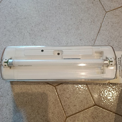 Olympia Electronics GR-8 emergency light