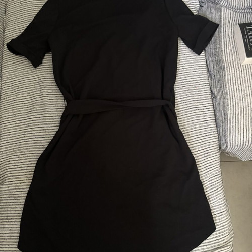 Zara black dress with belt size small like new