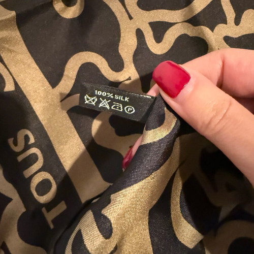 Tous scarf 100% silk like new, black with khaki 50x50cm