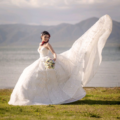 Princess wedding dress used with -  1.150,00 - Vendora.cy