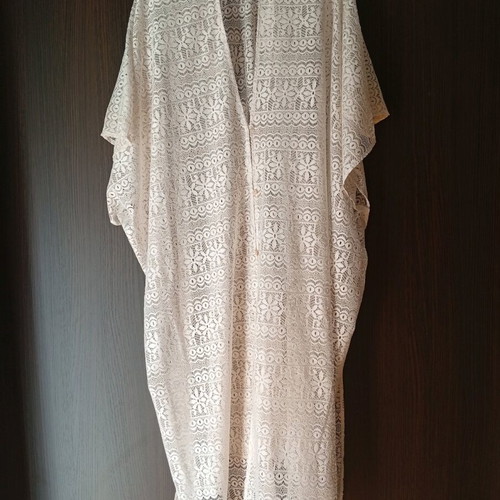 White kimono H&M in excellent condition, size L