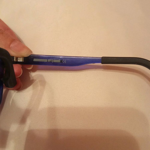 MCQ sunglasses like new, blue