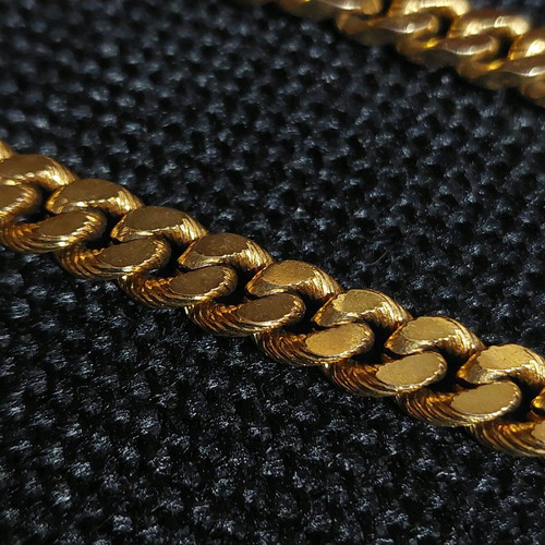 Stainless steel gold-plated Cuban link chains like new