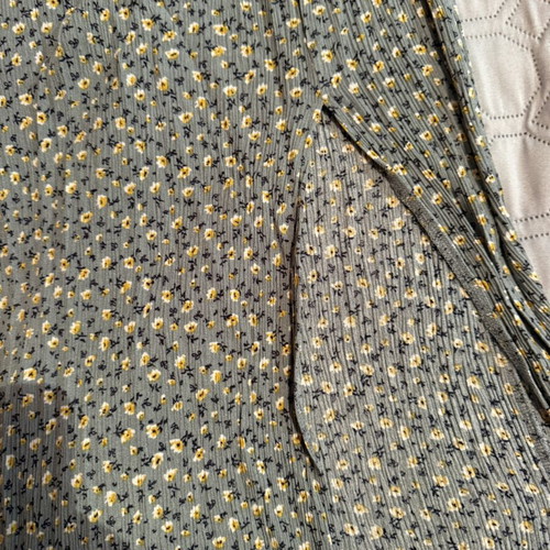 24 Colours Romantic Set like new, midi skirt and wrap blouse