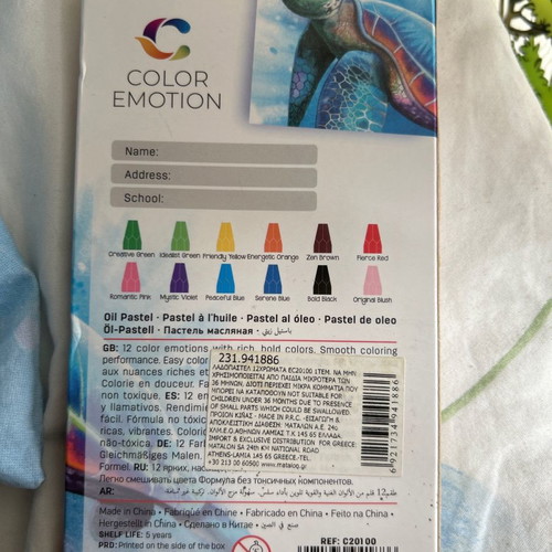 Oil pastels new, 12 colors