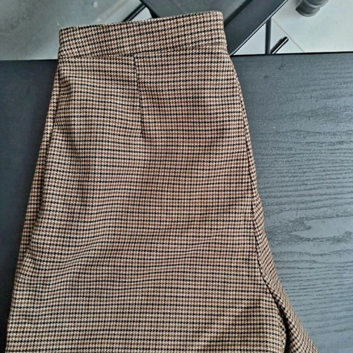 Skort with pleats H&M like new, size 40, beige and brown