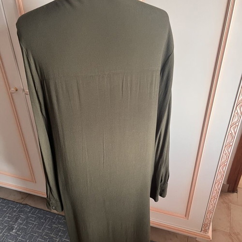 Dress shirt style Bershka green size S like new