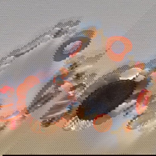 Κολιέ σαν καινούργιο με ροζ χάντρες από σεντέφι και γυάλινες