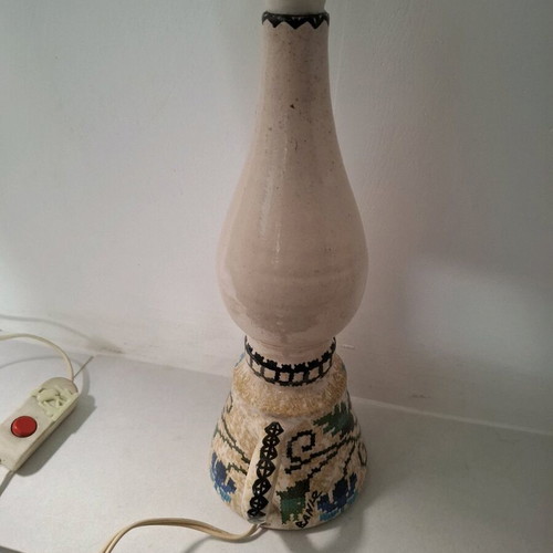 Vaniou ceramic lamp like new, height 34 cm