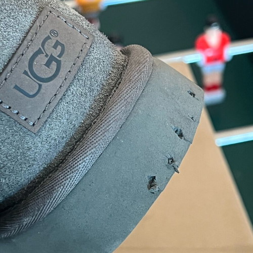 Ugg Australia boots gray size 41 like new with box
