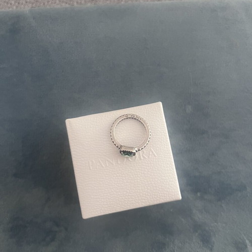 Pandora ring with emerald stone S925 new