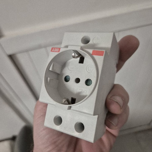 ABB M1173 Modular Schuko Socket for DIN Rail