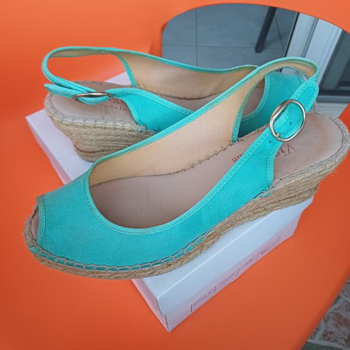 Viguera women's summer espadrille platform peep toe shoes used, mint