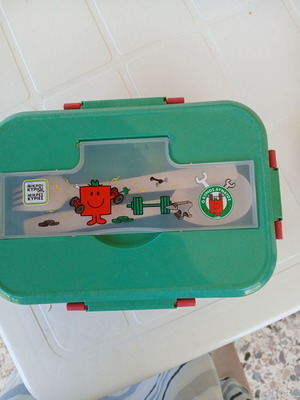Children's food container 2 compartments new, green