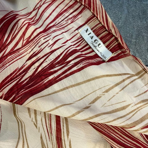 Off-shoulder blouse like new, size L-XXL, red and beige