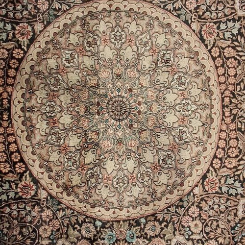 Persian rug used 100% silk handmade 2.40 x 1.64