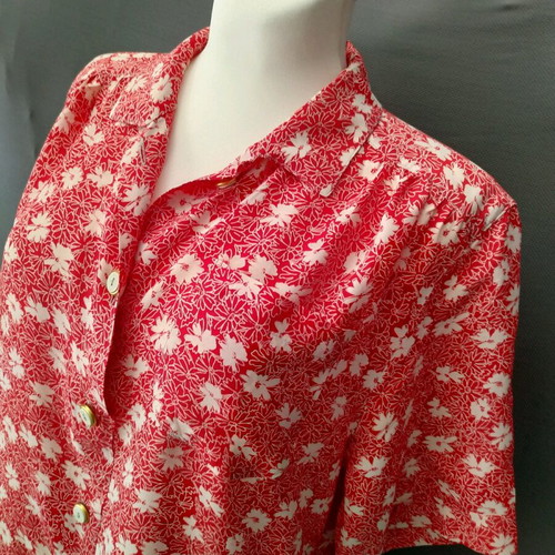 Handmade robe size L like new with pockets